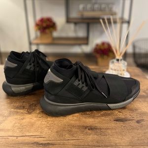 Mens Yohji Yamamoto Y-3 Qasa, Triple Black, Size 12.5